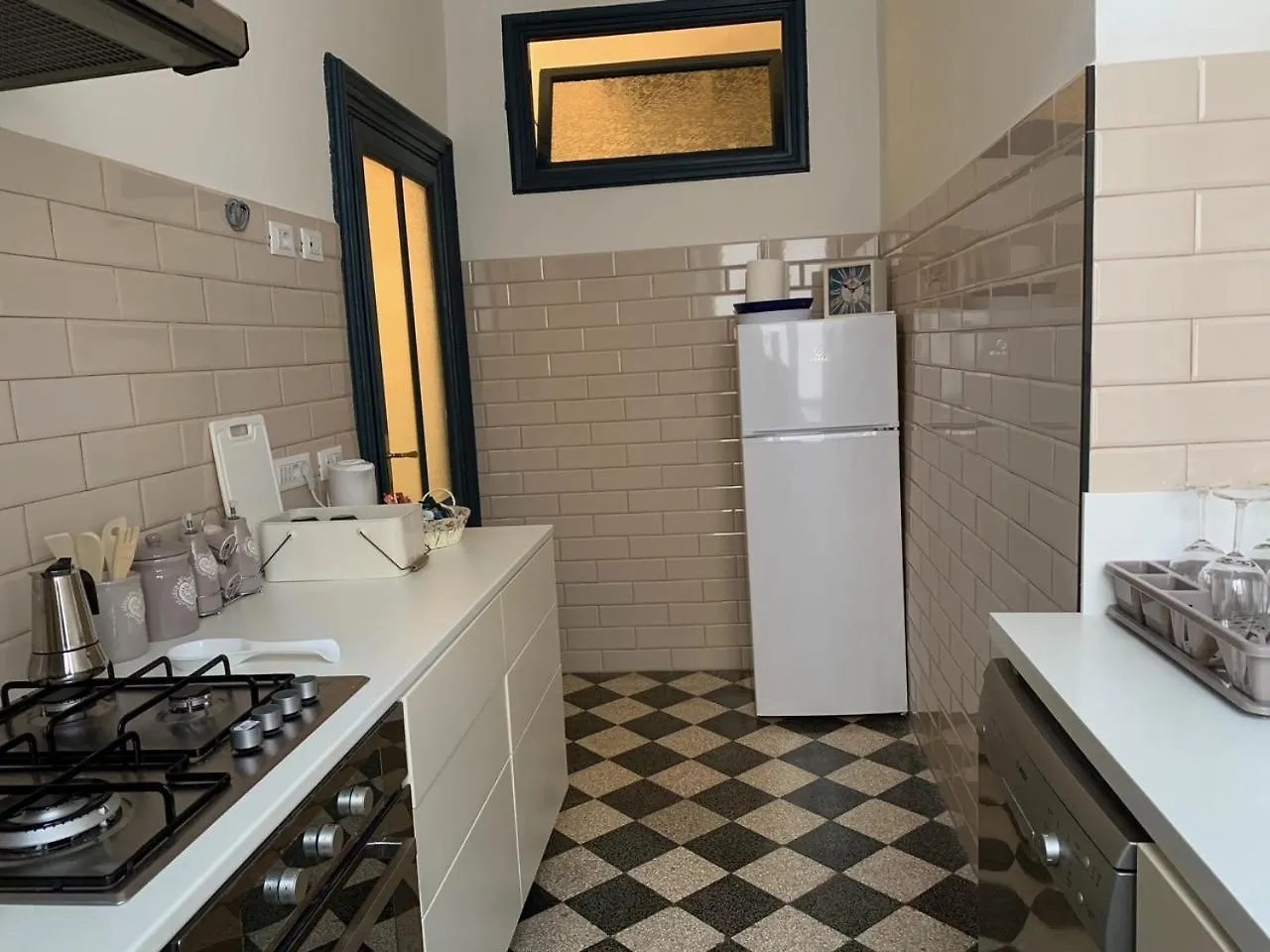 Santa Monica Apartment Rome 0*,  Italy