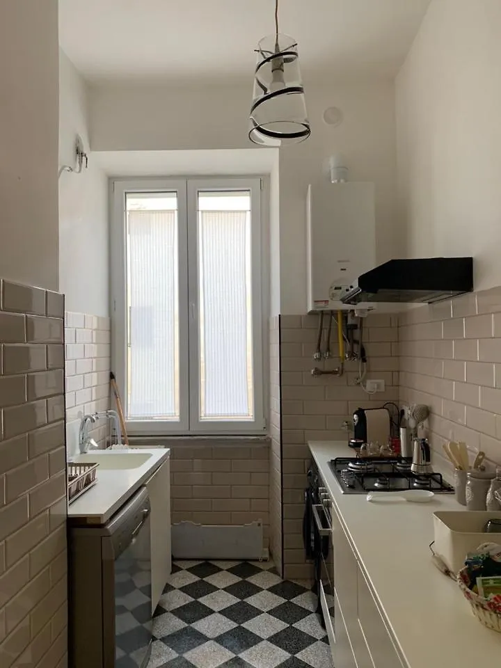 Santa Monica Apartment Rome