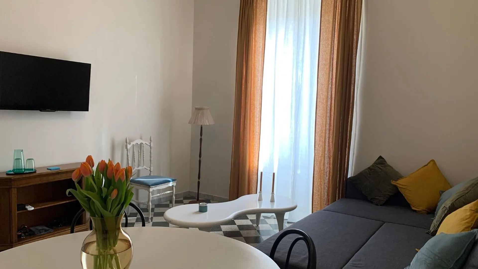 Santa Monica Apartment Rome